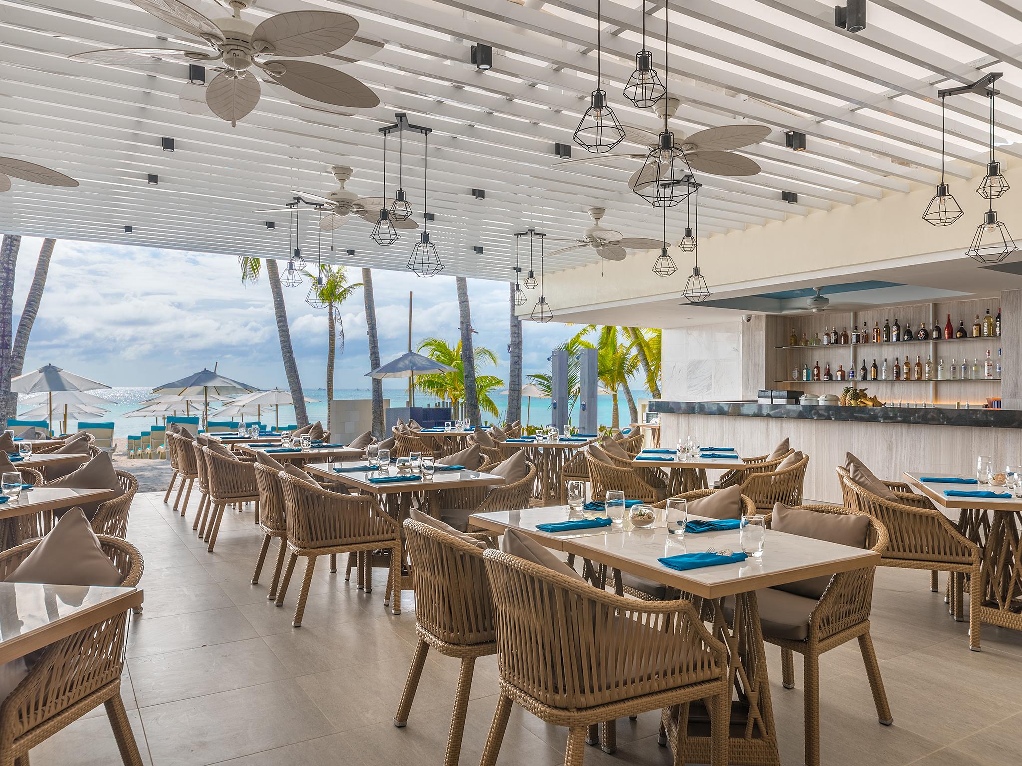 Henann Prime Beach Resort Balabag  Exteriér fotografie The Beach Club